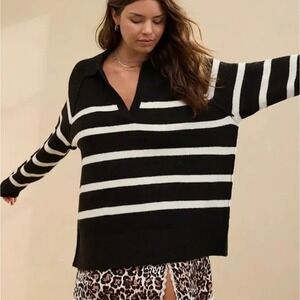 Aerie Unreal Sweater Womens M Black White Stripe Collared‎ Pullover Oversized